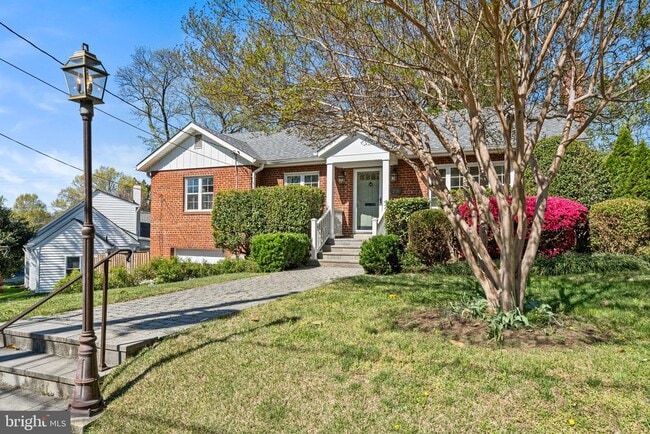 property at 2718 S June St