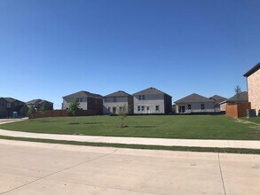 100 Connecticut Ct in Princeton, TX - Building Photo - Building Photo