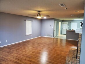 1036 Scenic Dr in Justin, TX - Building Photo - Building Photo