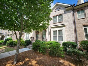 1323 Faircrest Wy in Suwanee, GA - Building Photo - Building Photo