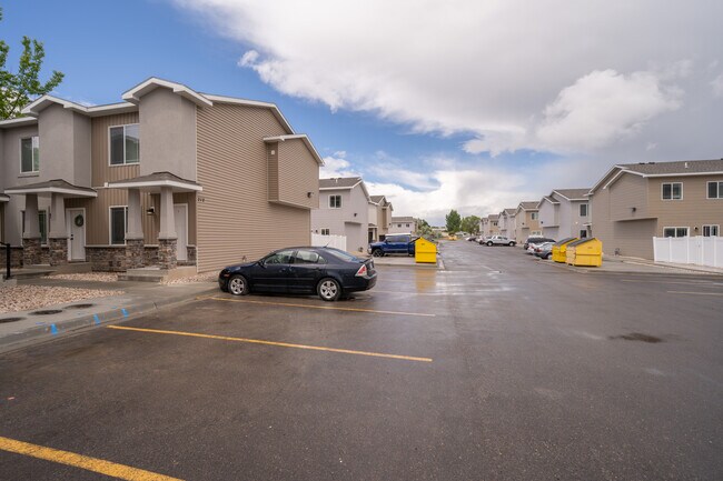 712 S Saturn Ave in Idaho Falls, ID - Building Photo - Building Photo