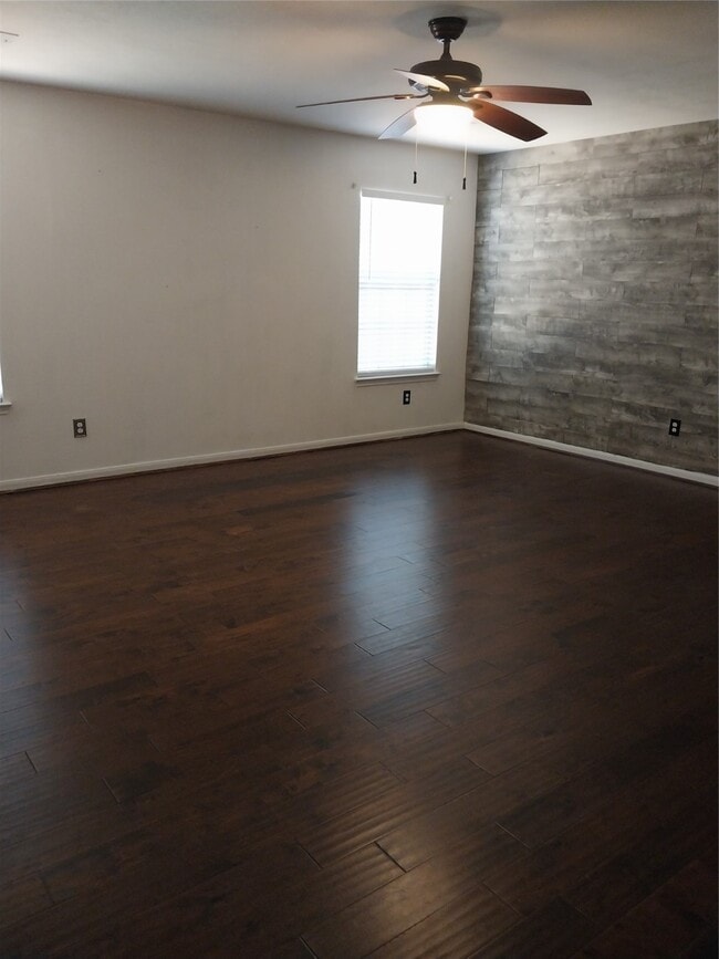 7914 Tilbury Woods Ln