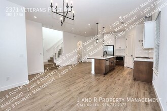 2371 Veterans First Ave in Sacramento, CA - Building Photo - Building Photo