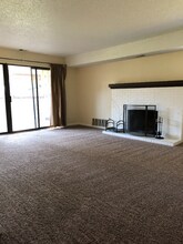 600 Manhattan Dr in Boulder, CO - Foto de edificio - Building Photo