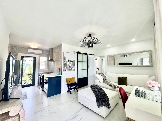 8270 NE 1st Pl in Miami, FL - Building Photo - Building Photo