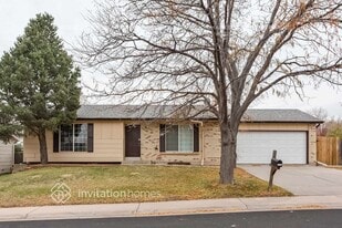 17474 E Louisiana Ave in Aurora, CO - Building Photo