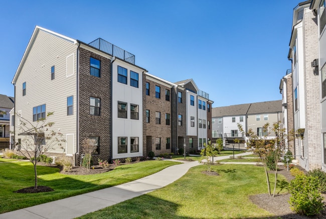 property at 406 Golden Haze Aly