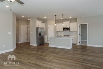 235 Irish Hl Dr, Unit 2 in Meridianville, AL - Foto de edificio - Building Photo