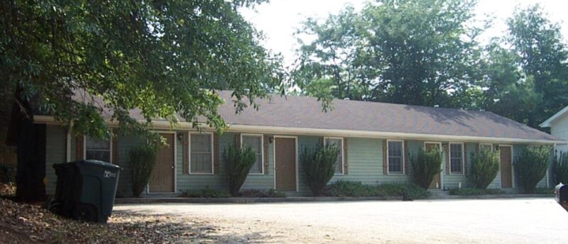 123 Park St in Toccoa, GA - Building Photo