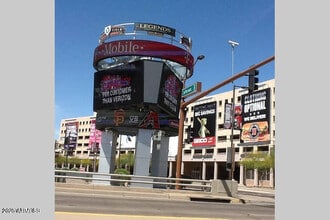 328 N 11th Pl in Phoenix, AZ - Foto de edificio - Building Photo