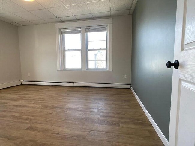 29 Irving St in Worcester, MA - Building Photo - Building Photo