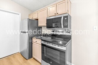 5904 Beau Jardin Dr in Indianapolis, IN - Building Photo - Building Photo