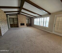 316 Barbaree Dr in El Paso, TX - Building Photo - Building Photo