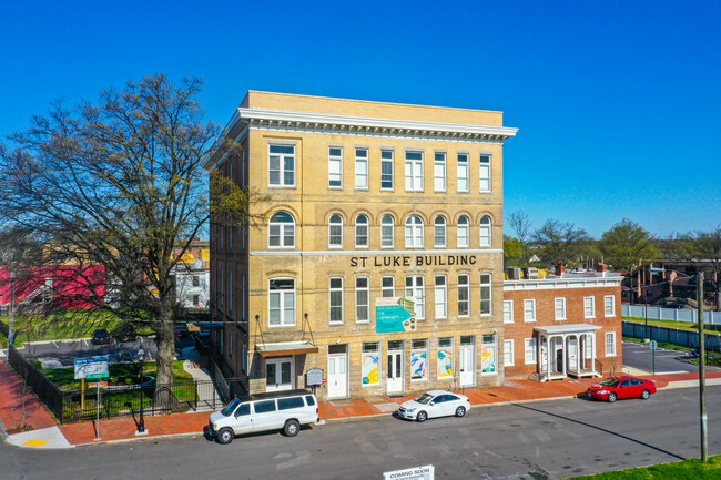 St. Luke Apartments in Richmond, VA - Foto de edificio - Building Photo