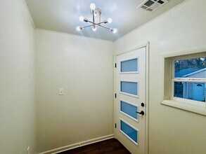 5846 E 22nd St in Tulsa, OK - Building Photo - Building Photo