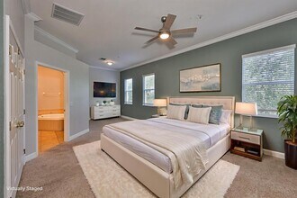 517 Villa Treviso Ct in Apollo Beach, FL - Building Photo - Building Photo