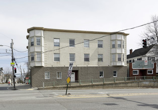 505 Washington Ave in Portland, ME - Foto de edificio - Building Photo