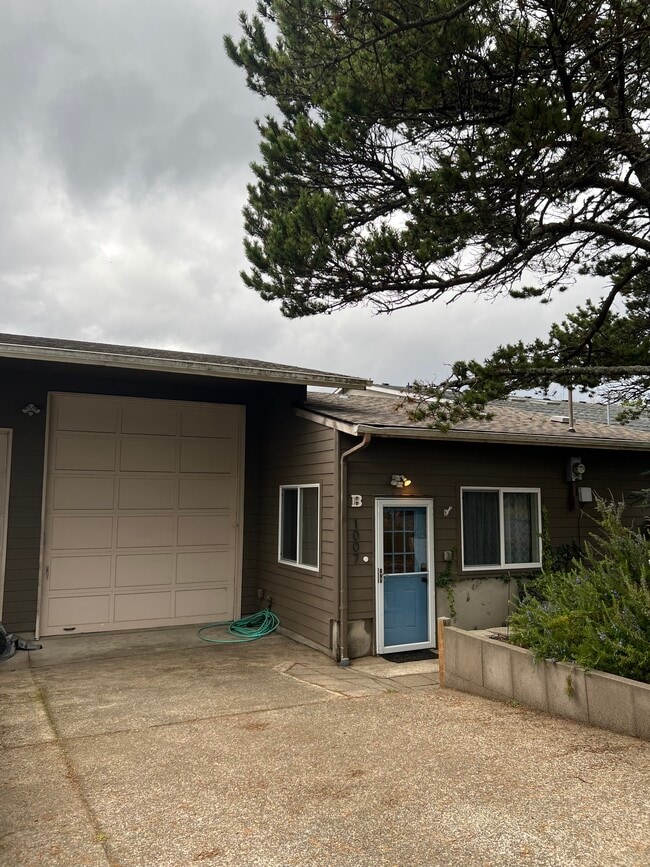 property at 1007 NW Lake St