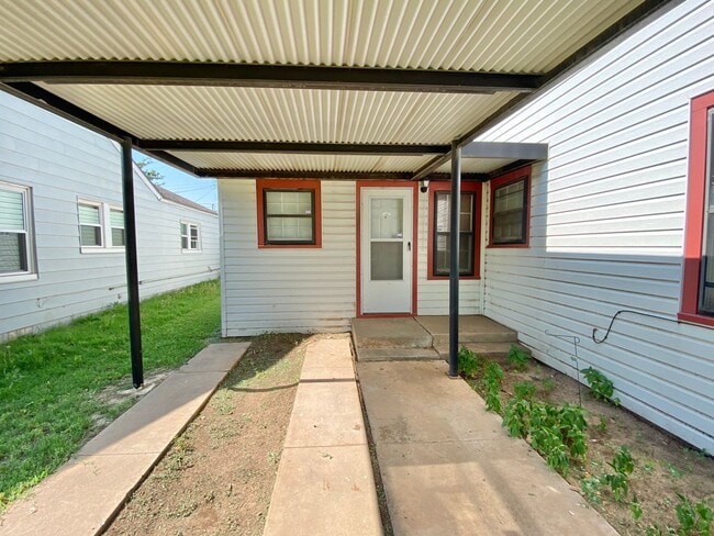 2429 26th St in Lubbock, TX - Building Photo - Building Photo