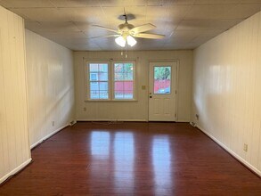 117 S Charlotte St in Manheim, PA - Building Photo - Building Photo