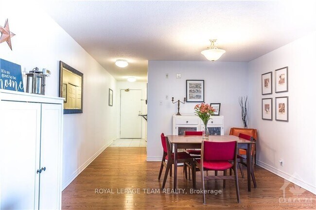 429 Somerset St W in Ottawa, ON - Building Photo - Building Photo