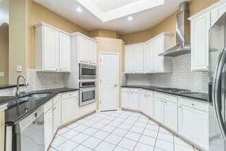 1204 Antelope Ridge in Cedar Park, TX - Foto de edificio - Building Photo