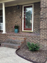723 Sir Walter Cir in Virginia Beach, VA - Building Photo - Building Photo