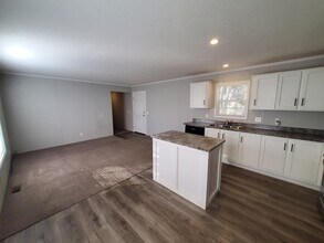 36 Canary Hill Dr in Orion Township, MI - Building Photo - Building Photo