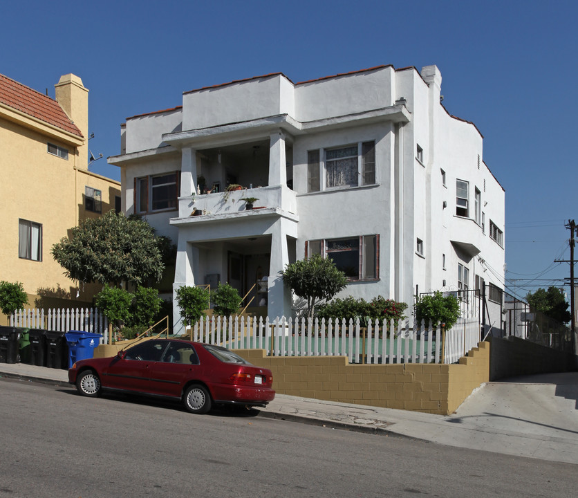 938 1/2-940 1/2 Everett St in Los Angeles, CA - Building Photo