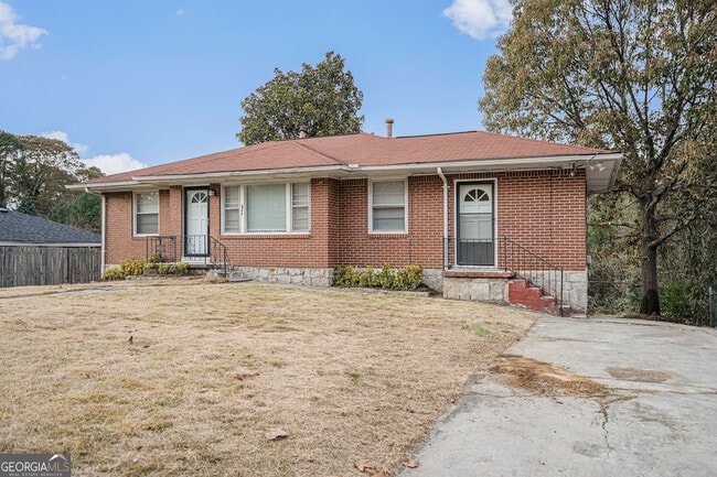 864 Northview Dr in Forest Park, GA - Building Photo - Building Photo