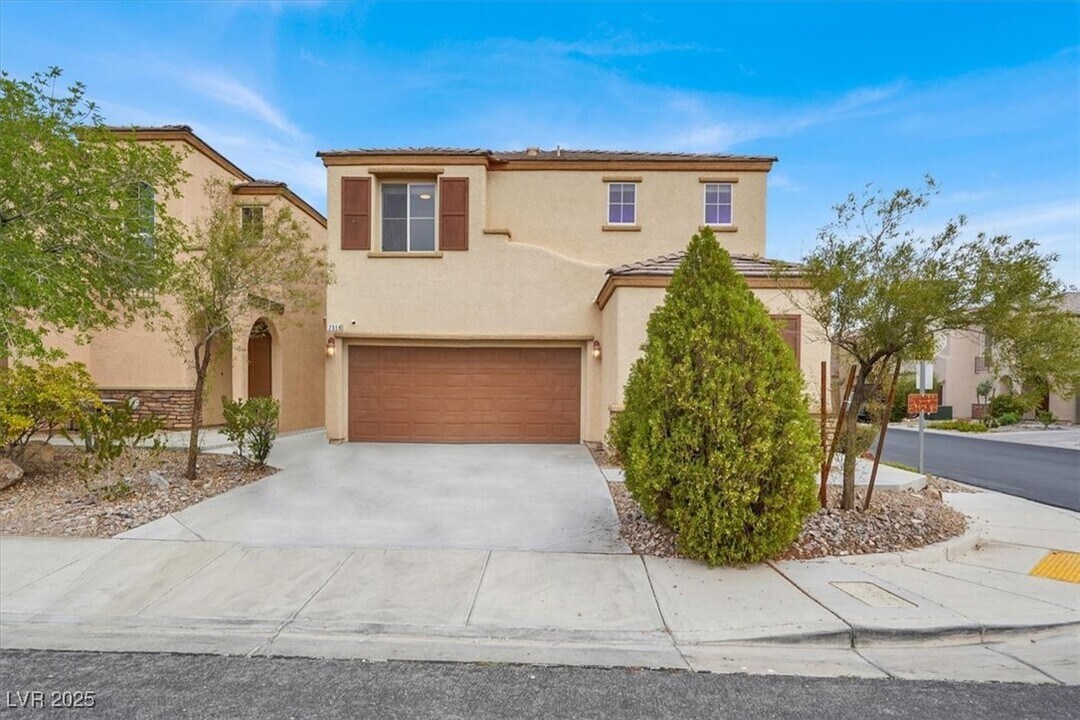 7314 W Mistral Ave in Las Vegas, NV - Building Photo