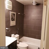534 S Charles St in Baltimore, MD - Building Photo
