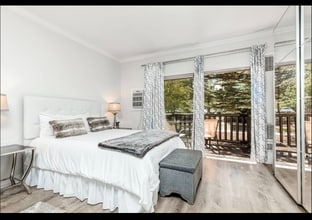 2325 Sidewinder Dr, Unit #810 in Park City, UT - Building Photo - Building Photo