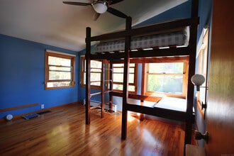 12 Sage Rd in Danbury, CT - Building Photo - Building Photo