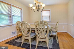 6910 Eagleton Ln in Fort Washington, MD - Building Photo