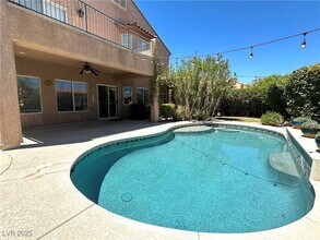 2434 Amoretti St in Henderson, NV - Building Photo - Building Photo