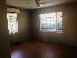 5342 Leeland St, Unit 2 in Houston, TX - Building Photo - Building Photo