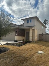 7115 Blue Oak Dr in Conroe, TX - Foto de edificio - Building Photo