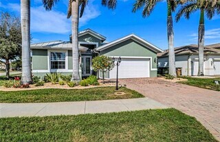 260 Destiny Cir in Cape Coral, FL - Building Photo