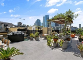 108 W 2nd St in Los Angeles, CA - Building Photo