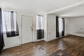 2310 Jerome St in Saginaw, MI - Building Photo - Building Photo