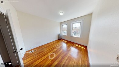 1340A Commonwealth Ave in Boston, MA - Foto de edificio - Building Photo