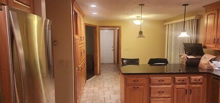 56 Greenfield Rd in Cumberland, RI - Building Photo - Building Photo