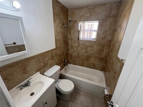 6100 Garfield St in Hollywood, FL - Building Photo - Building Photo