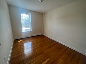 152 North Beacon St, Unit 3 in Boston, MA - Building Photo - Building Photo