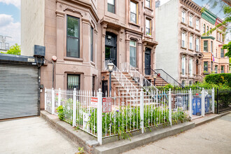 147 Lefferts Pl in Brooklyn, NY - Building Photo - Building Photo