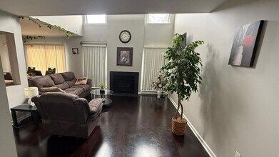 735 Hamilton Ct in Rochester Hills, MI - Building Photo - Building Photo