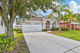 31022 Bridgegate Dr in Wesley Chapel, FL - Building Photo - Building Photo