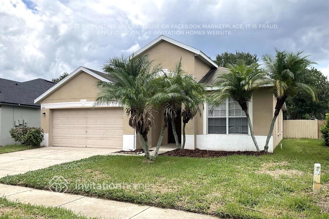 4553 Gateway Blvd in Wesley Chapel, FL - Building Photo