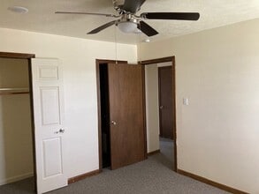 5018 Desoto St, Unit D in Lake Charles, LA - Building Photo - Building Photo